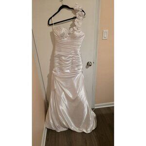 Da Vinci Bridal Wedding Dress Satin Size 6 One Shoulder Floral NWD Msrp $759